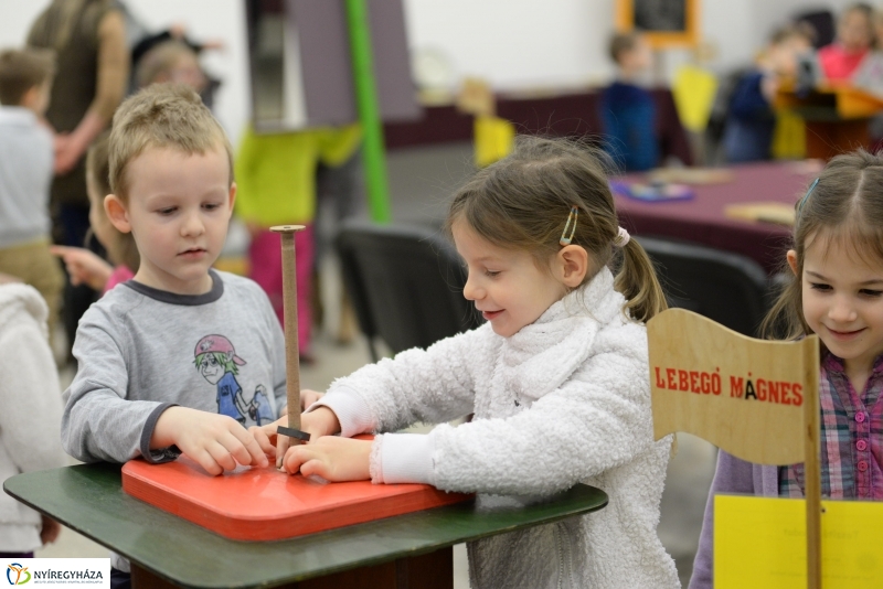 A fizika csodái - interaktív kiállítás a VMKK-ban