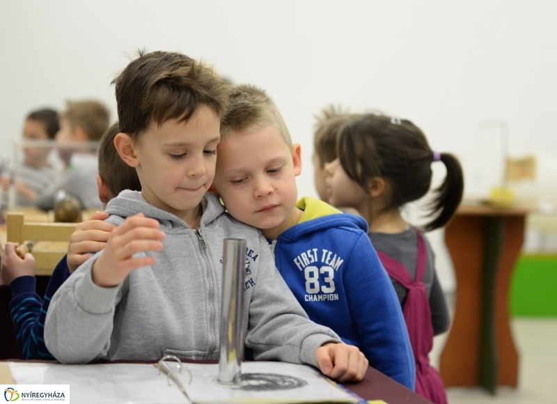 A fizika csodái - interaktív kiállítás a VMKK-ban