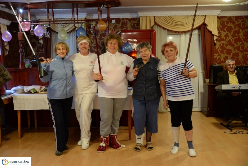 Farsangi bál az Aranykor Nyugdíjas Klub szervezésében