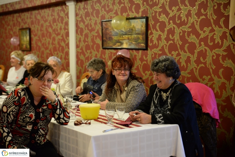 Farsangi bál az Aranykor Nyugdíjas Klub szervezésében