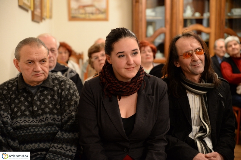 Festmény-  és fotókiállítás a Bencs Villában