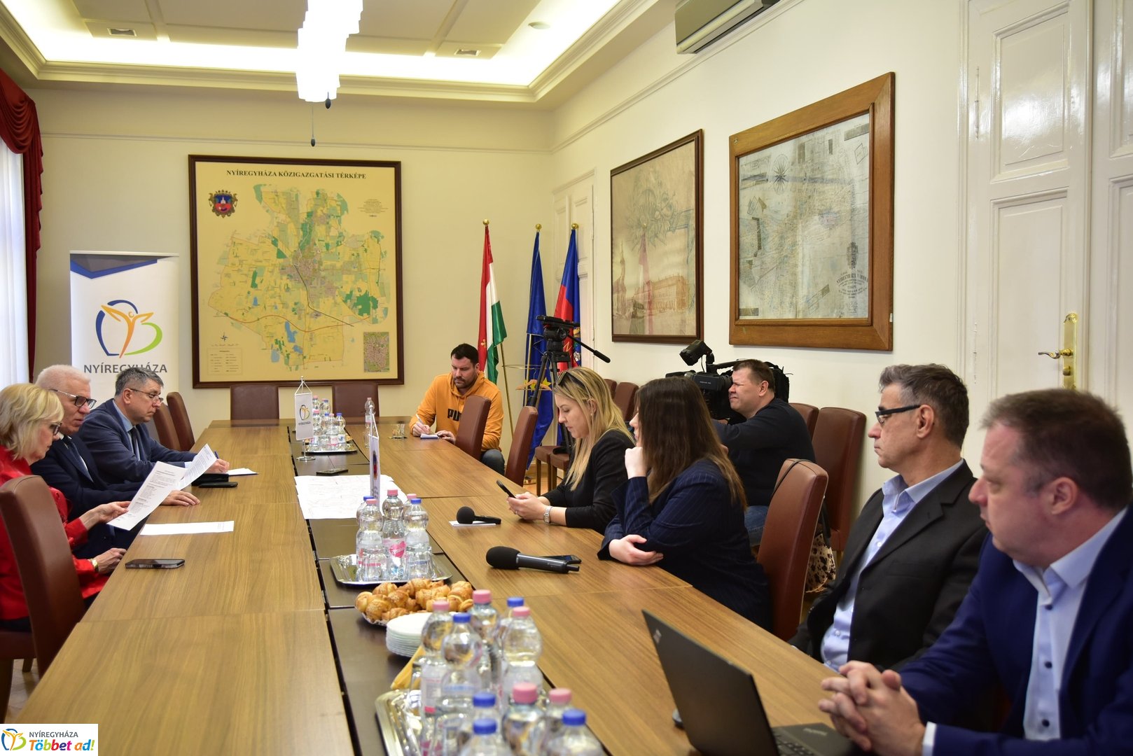 2026 tavaszi út és járdafelújítás  - sajtótájékoztató