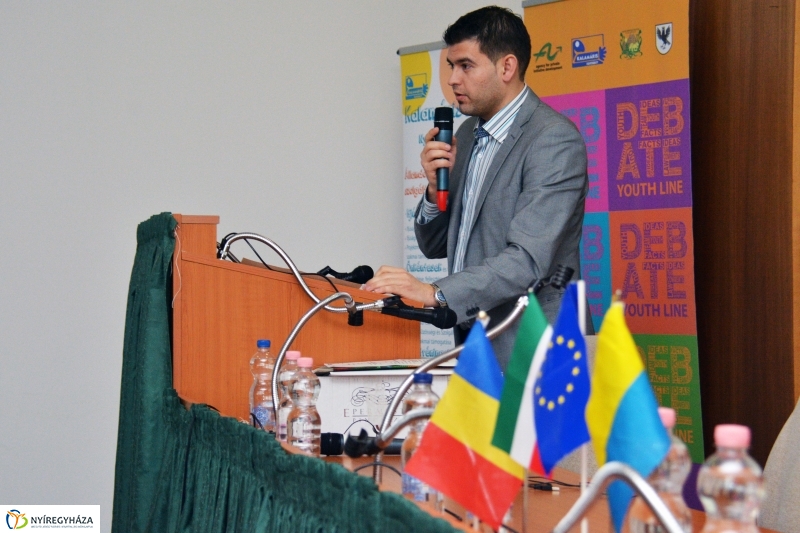 Angol nyelvű Tematikus Vita Show az Egészségügyi Karon