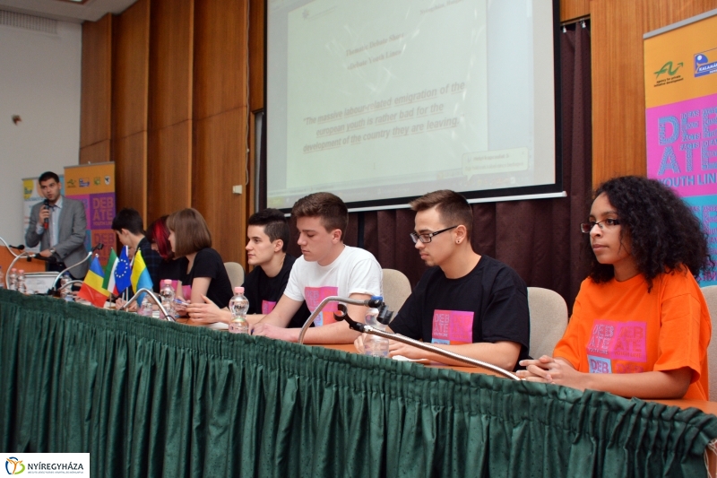 Angol nyelvű Tematikus Vita Show az Egészségügyi Karon