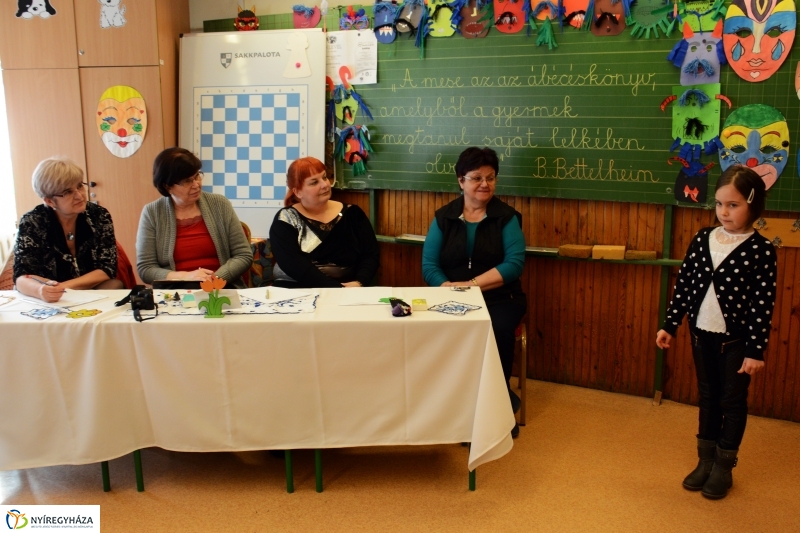 Mesemondó verseny  a Kazinczyban