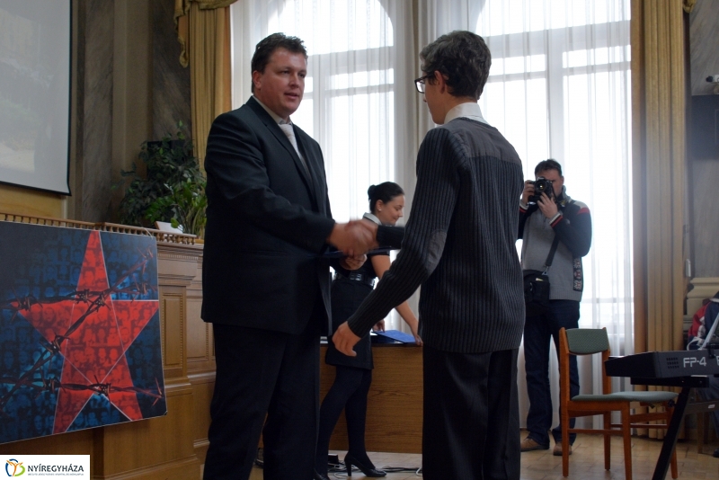 A Kommunizmus Áldozatainak Emléknapja a Városházán