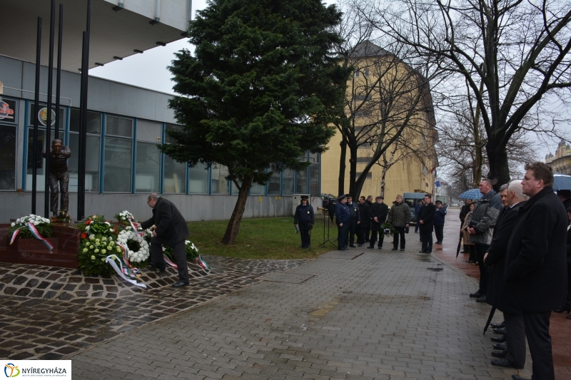 A KOMMUNIZMUS ÁLDOZATAINAK NYÍREGYHÁZI Megemlékezése