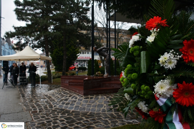 A KOMMUNIZMUS ÁLDOZATAINAK NYÍREGYHÁZI Megemlékezése