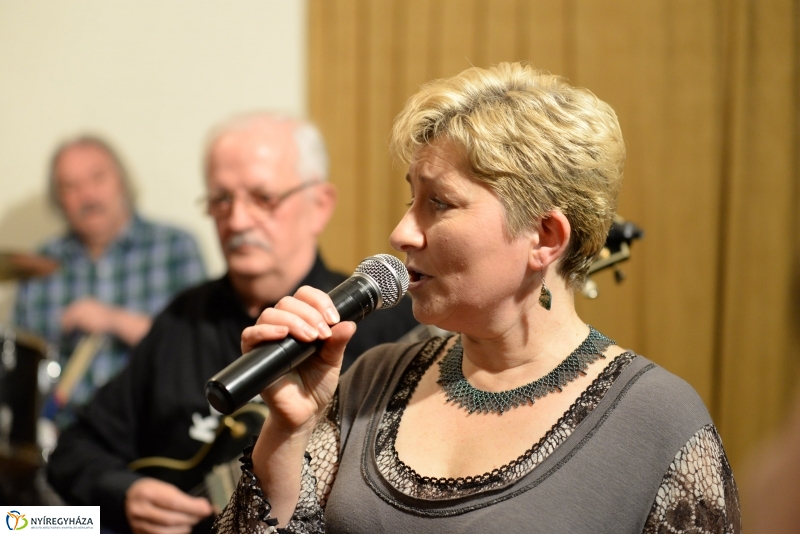 Kaland-Old-Rock koncert a Bencs Villában