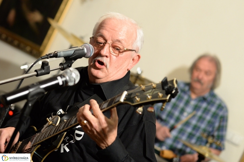 Kaland-Old-Rock koncert a Bencs Villában