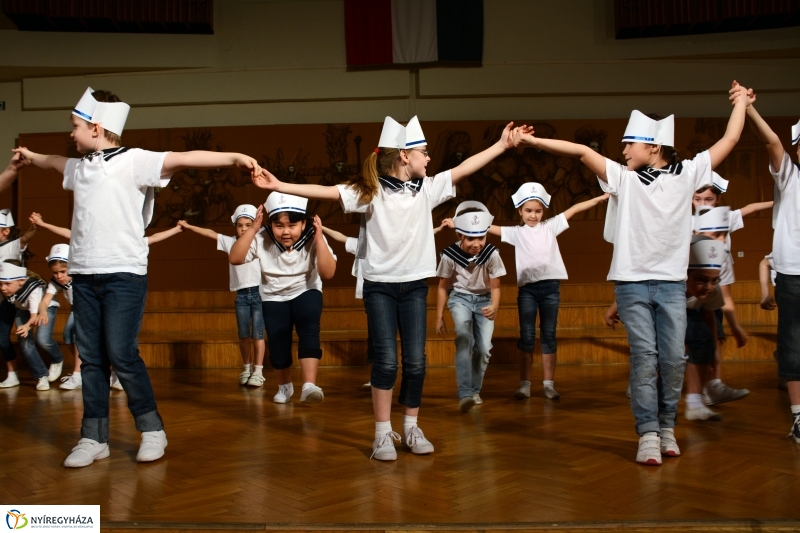 Alsó tagozatos Farsang a Kodályban