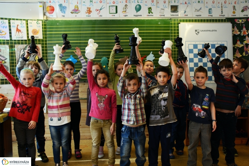 SAKKPALOTA a Kazinczy Tagintézményben