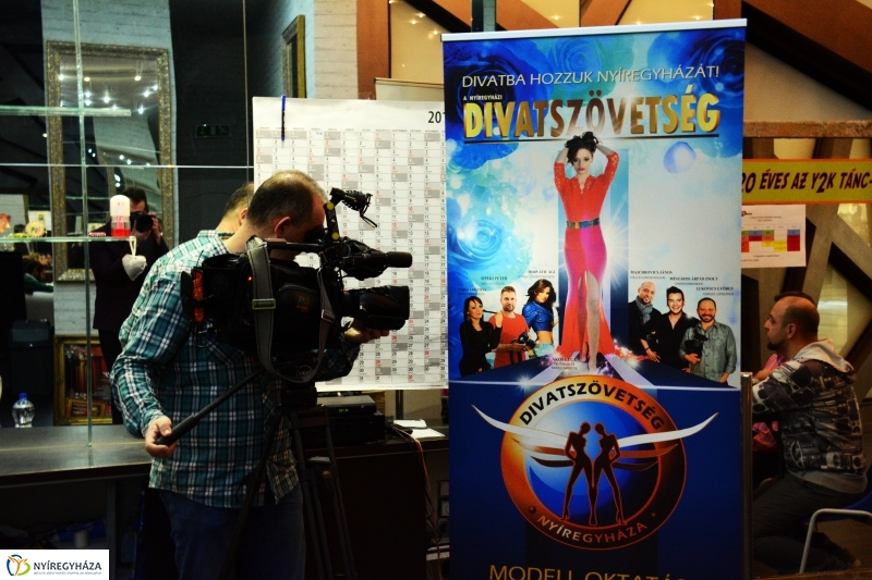 Tavaszi Divat Show a Nyírplaza-ban (sajtótájékoztató)