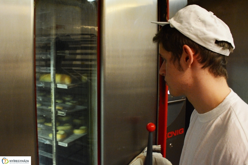 Pékverseny a VELA Pékségben