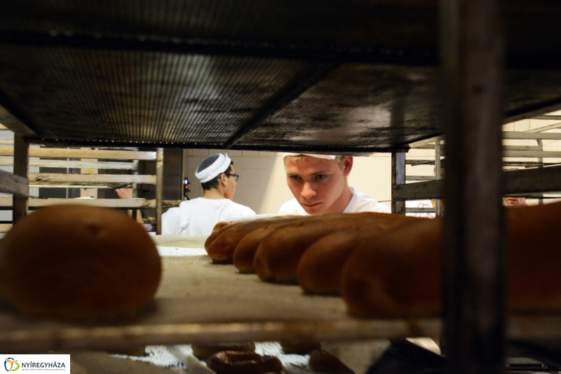 Pékverseny a VELA Pékségben