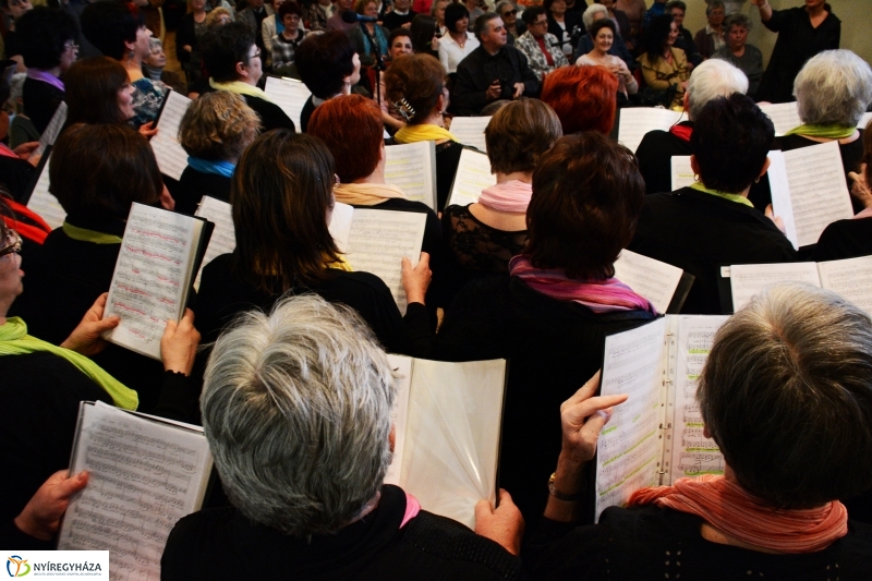 Női írók – írónők címmel nőnapi irodalmi délután 