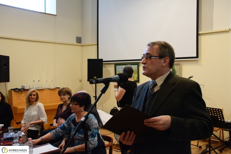 Női írók – írónők címmel nőnapi irodalmi délután 