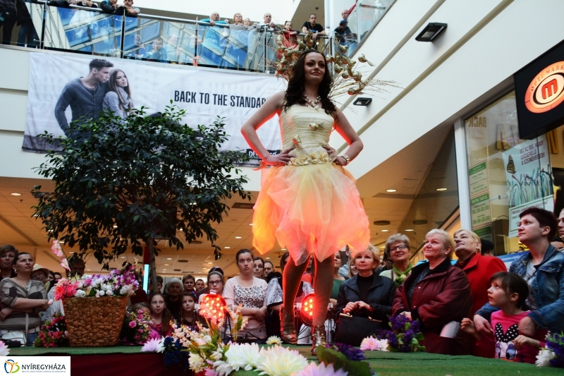 Divatbemutató a NyírPlaza-ban