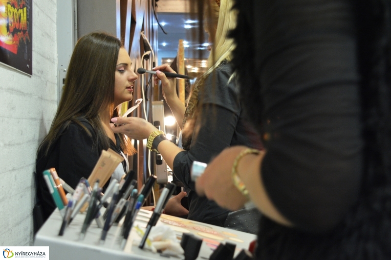 Divatbemutató a NyírPlaza-ban