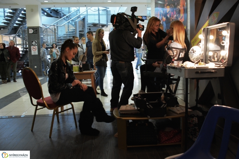 Divatbemutató a NyírPlaza-ban