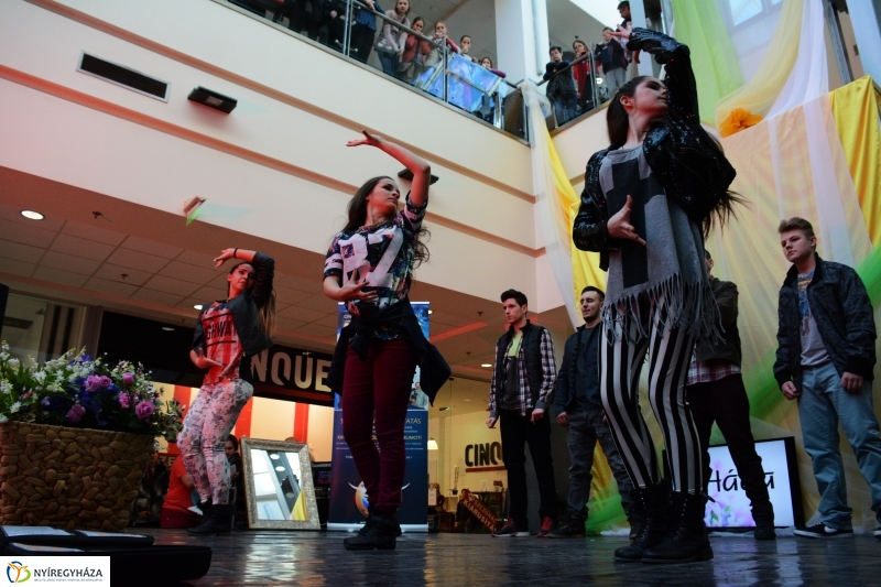 Divatbemutató a NyírPlaza-ban