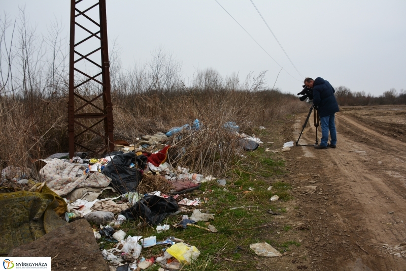 Illegális Hulladéklerakás Nyíregyházán