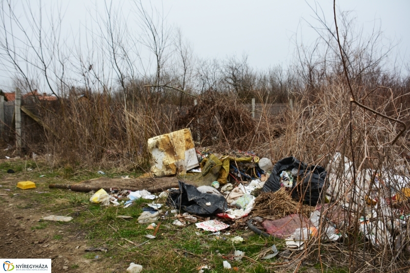 Illegális Hulladéklerakás Nyíregyházán