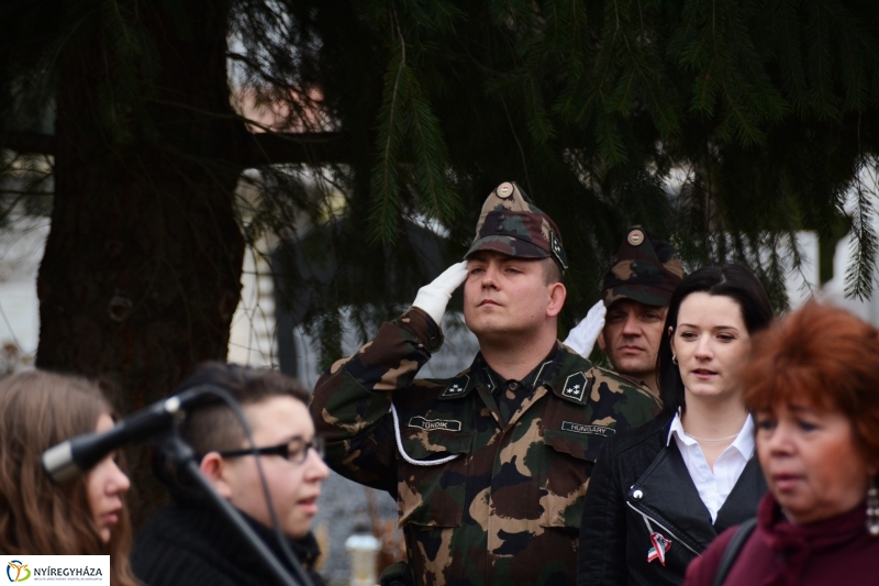 Koszorúzások Március 15.-e alkalmából 