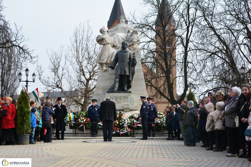 Március 15-i ünnepség a nyíregyházi Kossuth téren