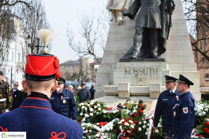 Március 15-i ünnepség a nyíregyházi Kossuth téren