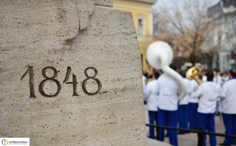 Március 15-i ünnepség a nyíregyházi Kossuth téren