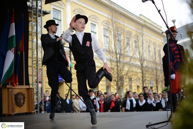 Március 15-i ünnepség a nyíregyházi Kossuth téren