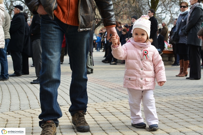 Március 15-i ünnepség a nyíregyházi Kossuth téren
