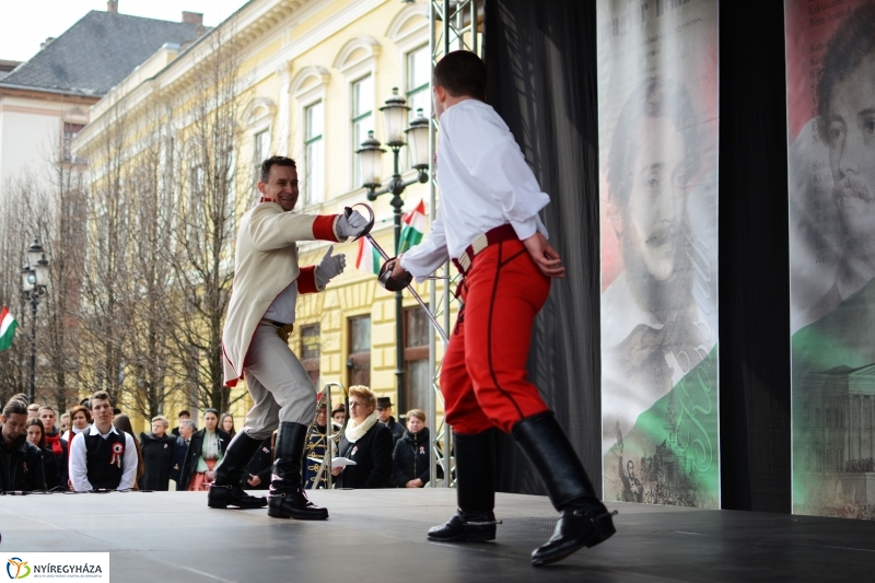 Március 15-i ünnepség a nyíregyházi Kossuth téren