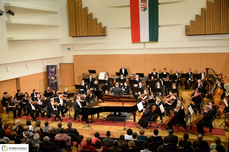 Kodály Filharmonikus Zenekar a Kodály Hangversenyteremben