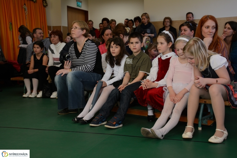 Mini sztárok a Kertvárosi Csicsergő Oviban