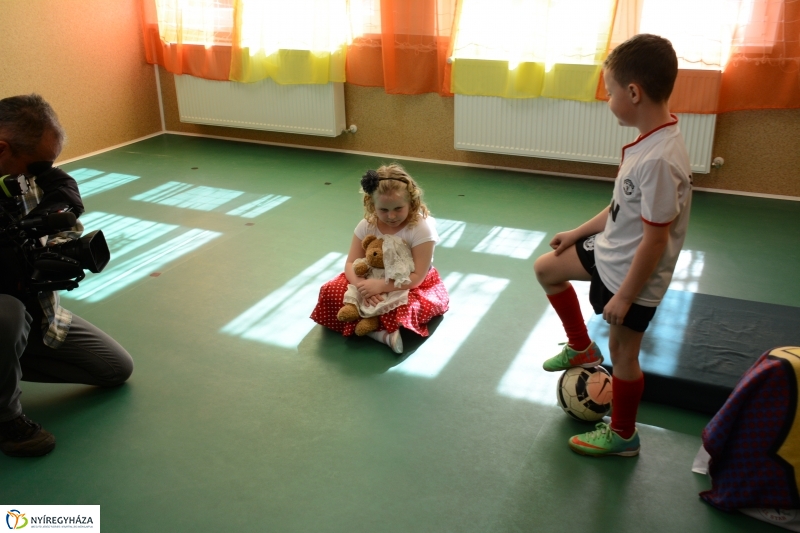 Mini sztárok a Kertvárosi Csicsergő Oviban