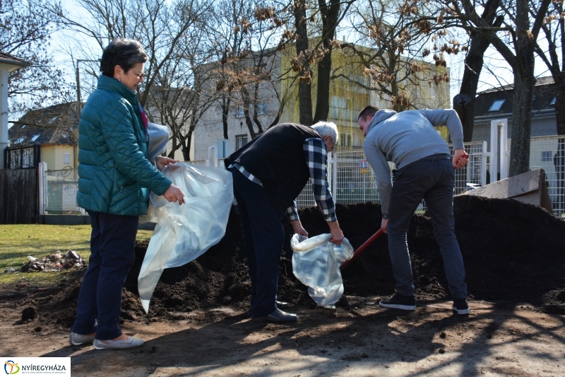 Hulladékért Virágot Akció Nyíregyházán