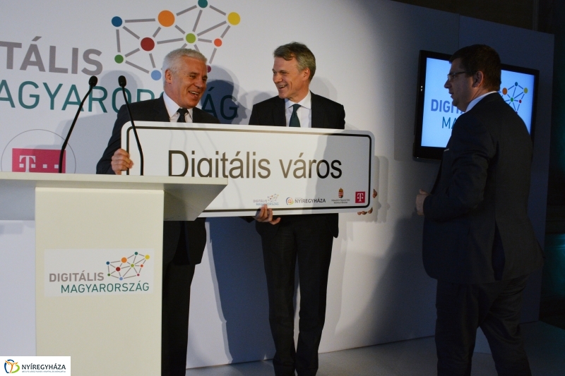 Digitális Magyarország Sajtótájékoztató Nyíregyházán