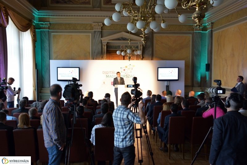 Digitális Magyarország Sajtótájékoztató Nyíregyházán