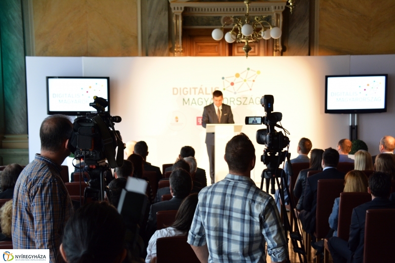 Digitális Magyarország Sajtótájékoztató Nyíregyházán