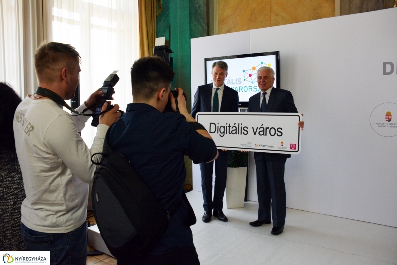 Digitális Magyarország Sajtótájékoztató Nyíregyházán