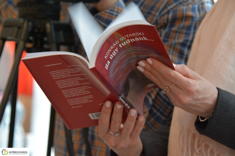 Plakát Kiállítás megnyitó a Pál Gyula teremben