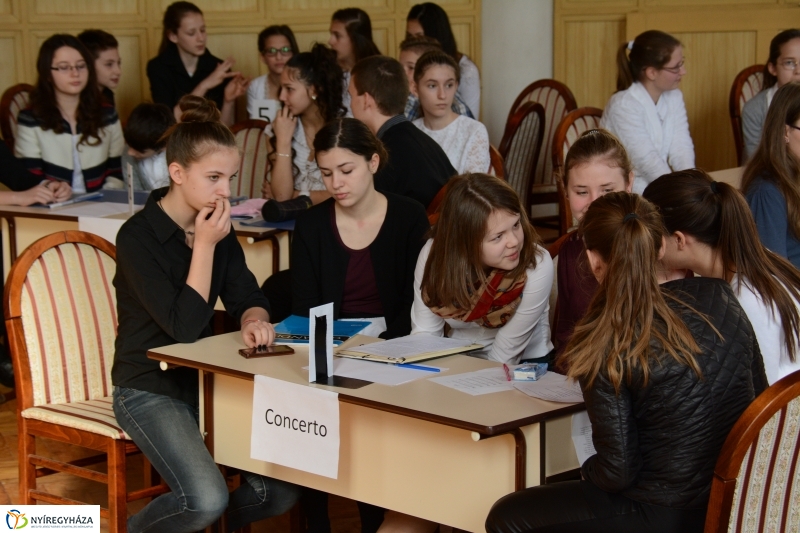 Vetélkedő a Nyíregyházi Vikár Sándor Zeneiskolában