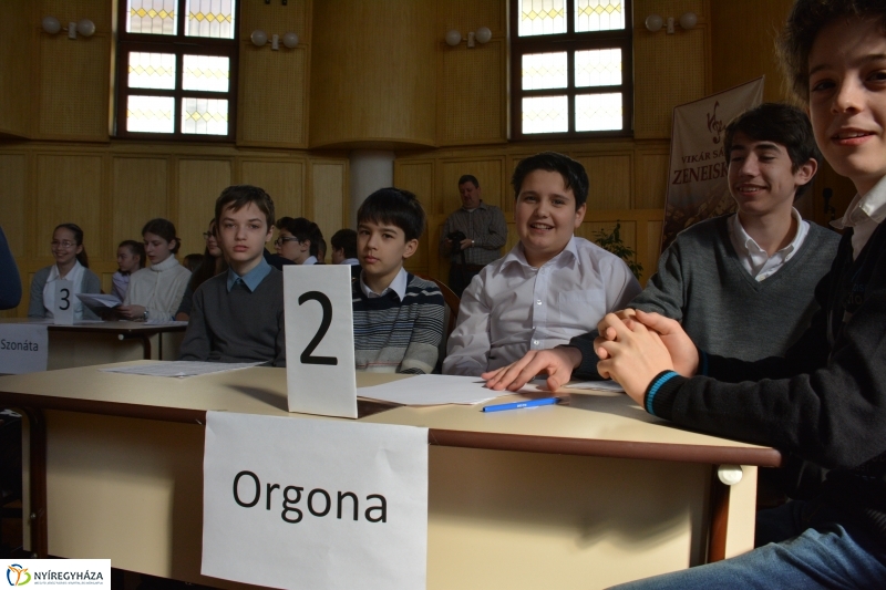 Vetélkedő a Nyíregyházi Vikár Sándor Zeneiskolában