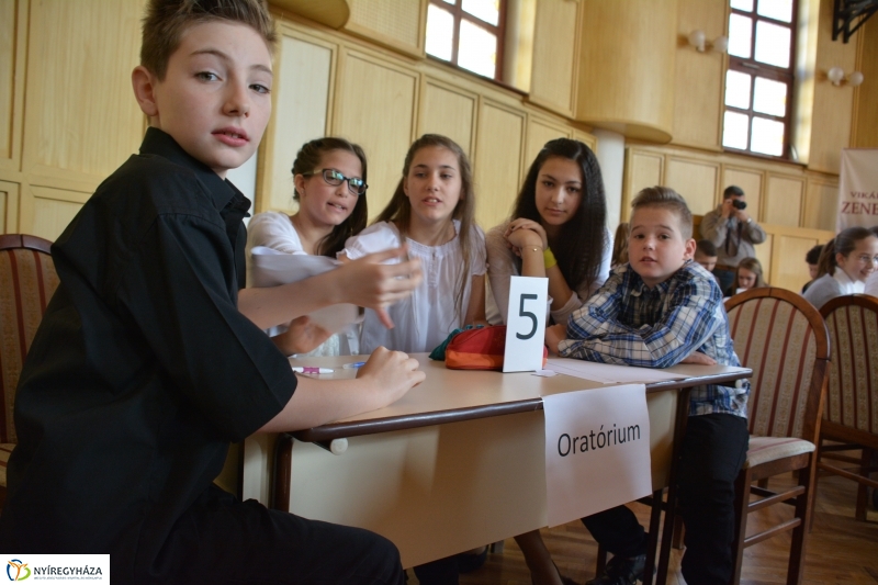 Vetélkedő a Nyíregyházi Vikár Sándor Zeneiskolában