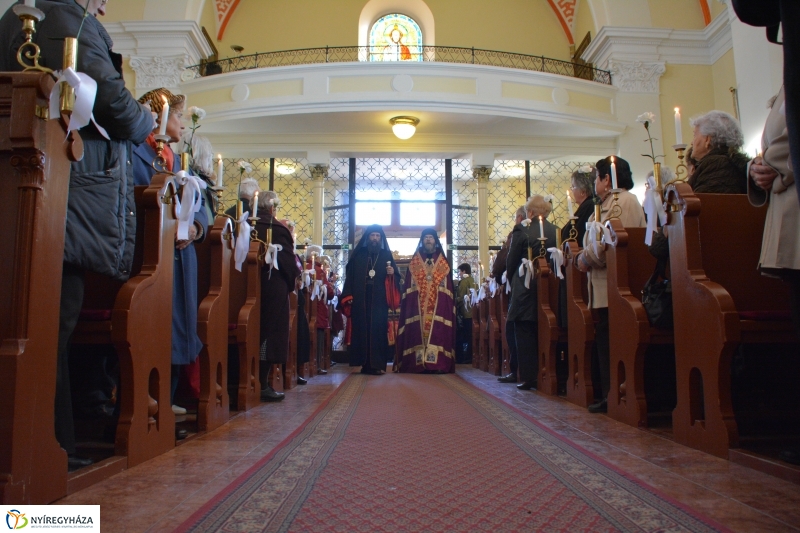 Mária-kegykép Nyíregyházán