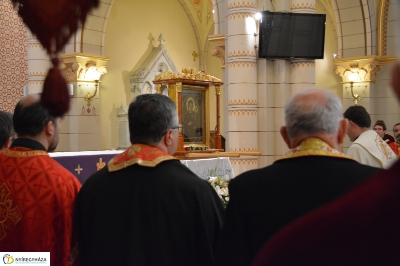 Mária-kegykép Nyíregyházán