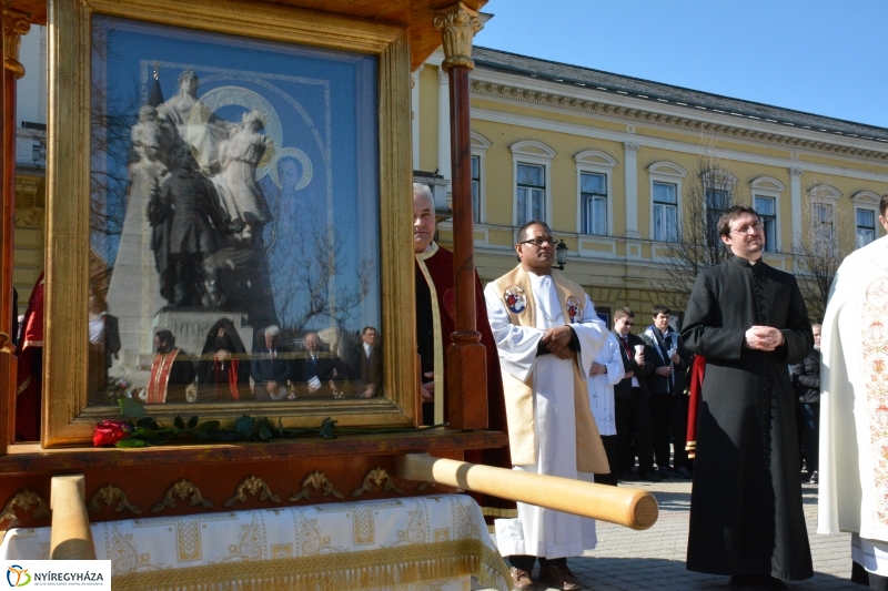 Mária-kegykép Nyíregyházán