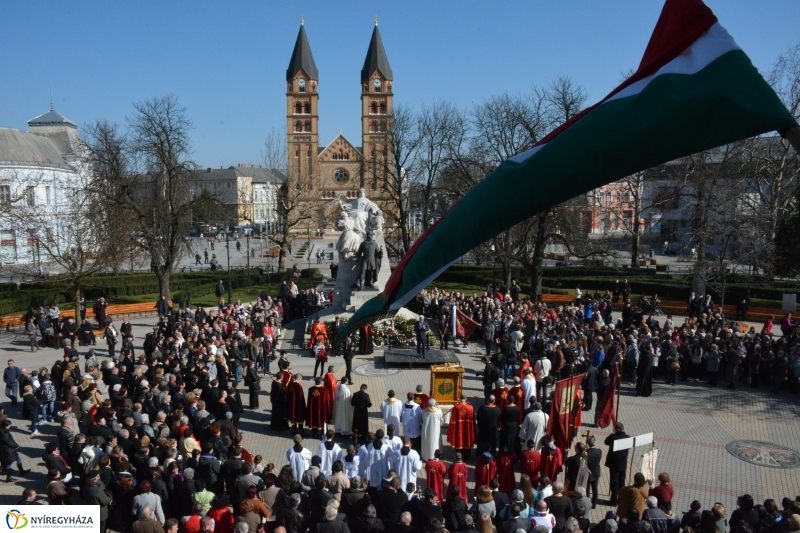 Mária-kegykép Nyíregyházán